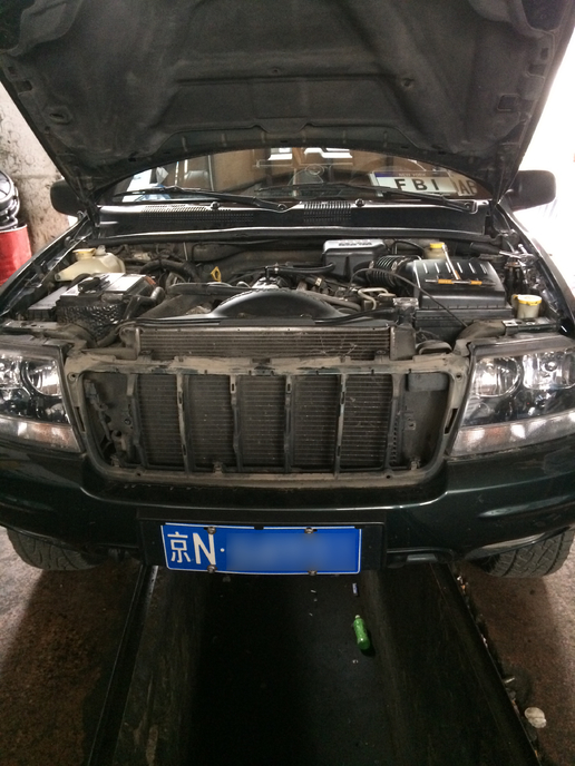 14年的jeep进口大切诺基,12年jeep大切诺基老改新