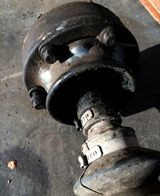 14年的jeep进口大切诺基,12年jeep大切诺基老改新