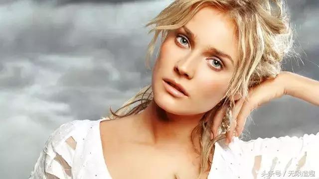 阿玛尼和沁水粉底液哪个好用,阿玛尼气垫和粉底液哪个好用