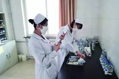 奥硝唑和消炎药配伍禁忌,奥硝唑注射液配伍作用