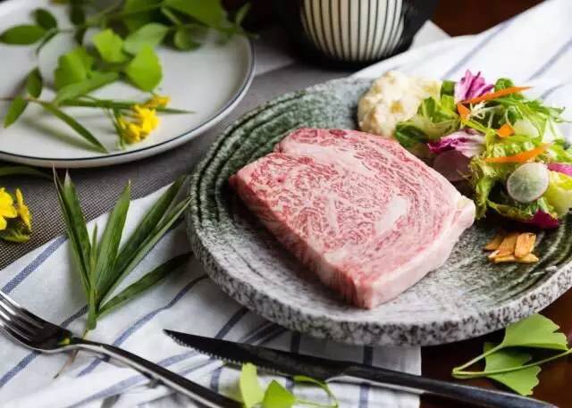 咳咳小哥，能给我来个梅雨天的freestyle吗？