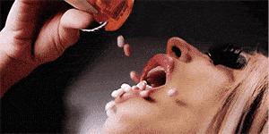 痛风膝关节积液冷敷还是热敷,急性痛风冷敷可以吗