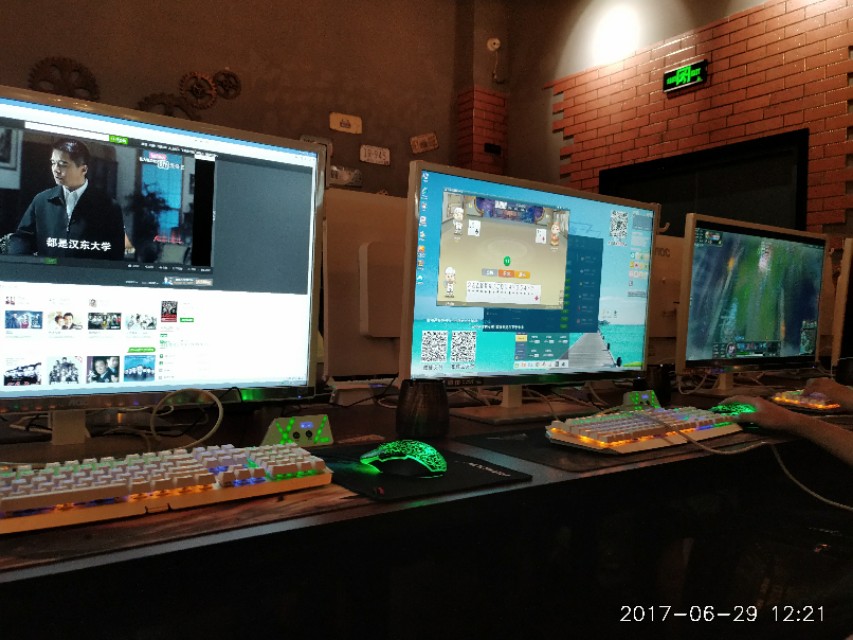 网吧遇到过哪些尴尬的事,你在网吧遇到过最尴尬的事