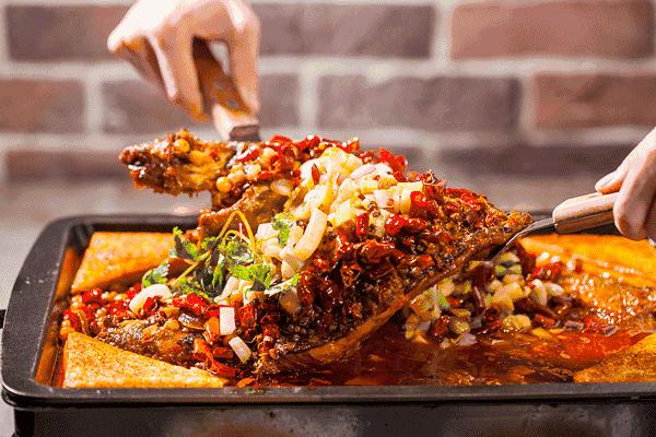 皮肤病患者能吃牛羊肉吗,皮肤病的人可以吃鱼吗