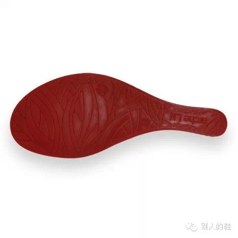 网购干货选哪里,如何挑选小众鞋