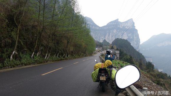 骑着雅马哈踏板摩托车周游世界,骑雅马哈天剑125回家