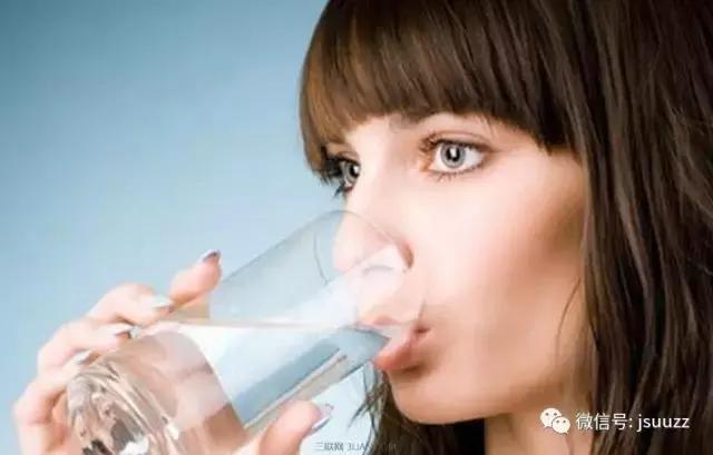 激素脸修复期很干脱皮正常吗,激素脸干燥起皮了怎么办