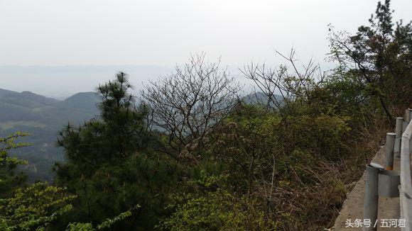 骑着雅马哈踏板摩托车周游世界,骑雅马哈天剑125回家