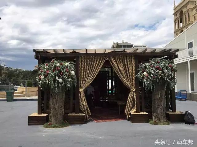 巴库，让我为之疯狂，歇斯底里