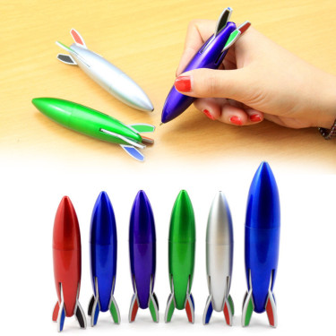 大学生毕业开15平米文具店，如何做到月盈利过万？