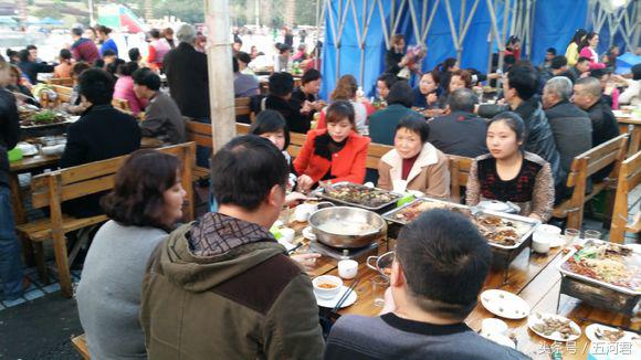 骑着雅马哈踏板摩托车周游世界,骑雅马哈天剑125回家