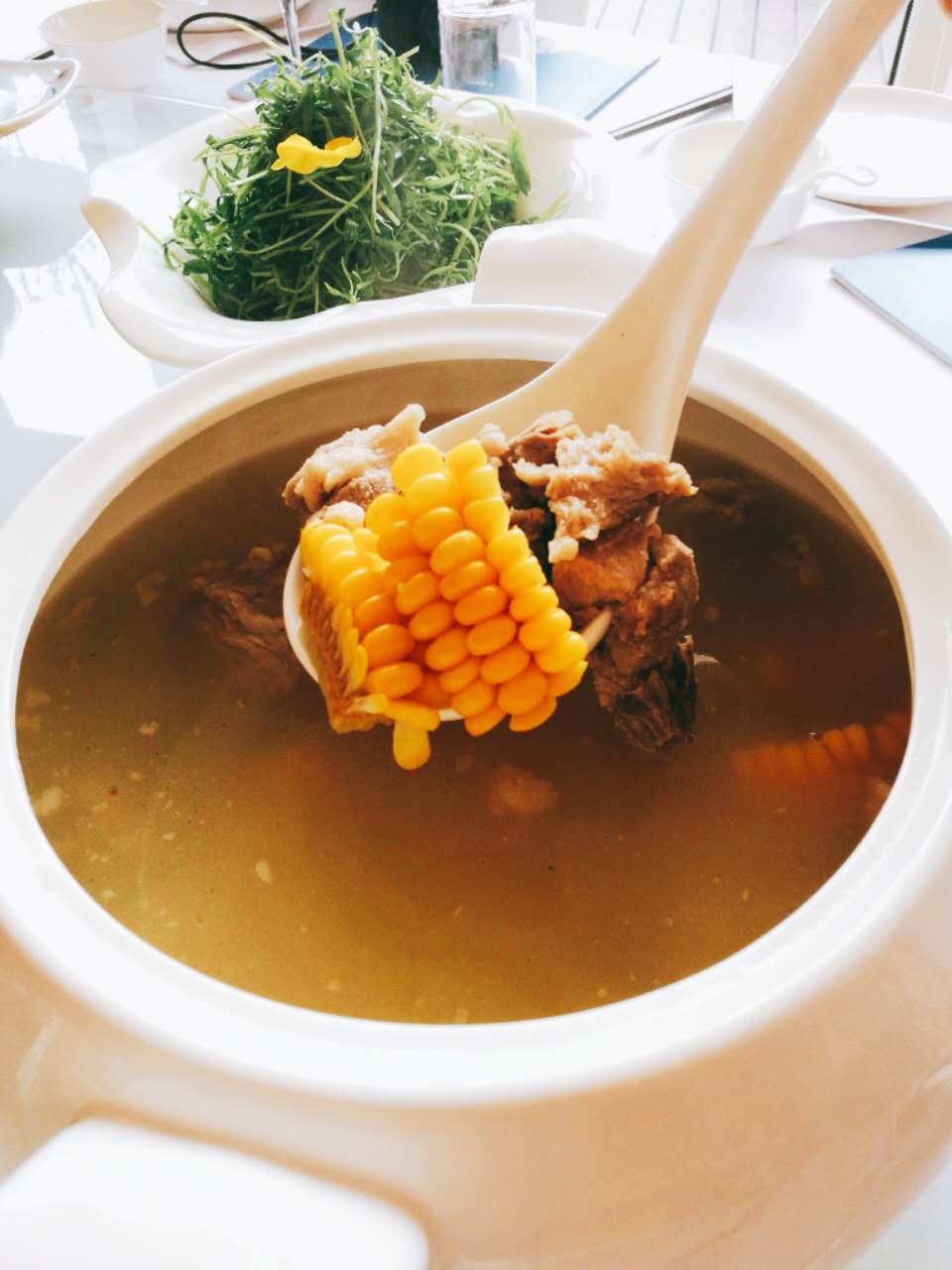 我在生命湖酒店吃了顿“横”的，厨师是奥运会的特级“选手”