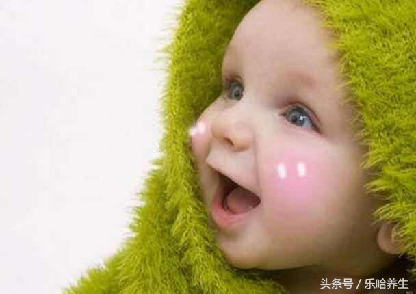 新手妈妈必看宝宝皮肤干燥的原因,宝宝皮肤干燥妈咪巧应对