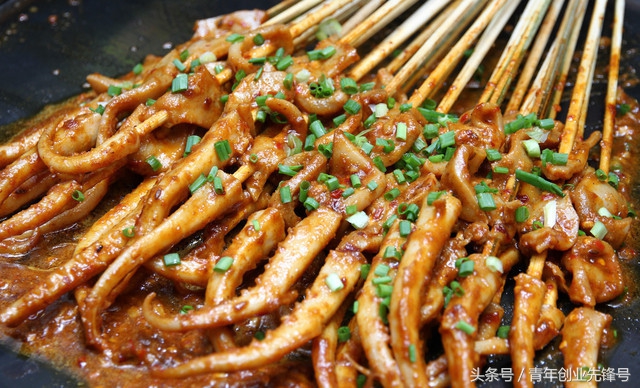 摆摊创业好项目铁板鱿鱼,生意最好的火爆铁板鱿鱼