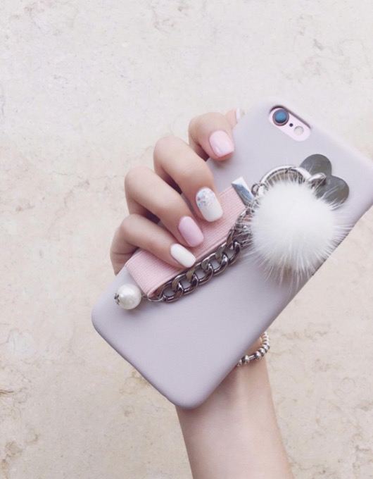 她们长这么好看，还不忘这点小心机