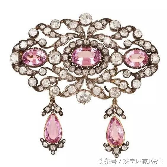 真正的黄玉是怎样的,明明是黄鳍为什么叫蓝鳍