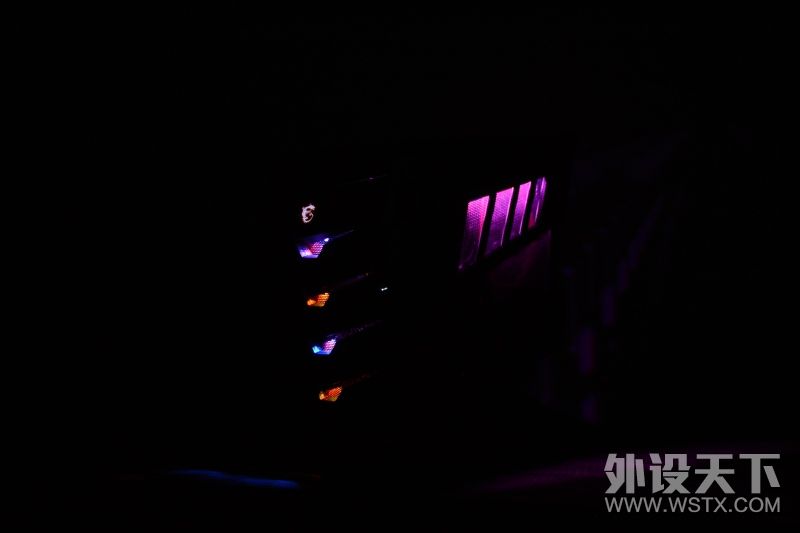 这才是游戏手机该有什么样的样子,微星宙斯盾钛3主机