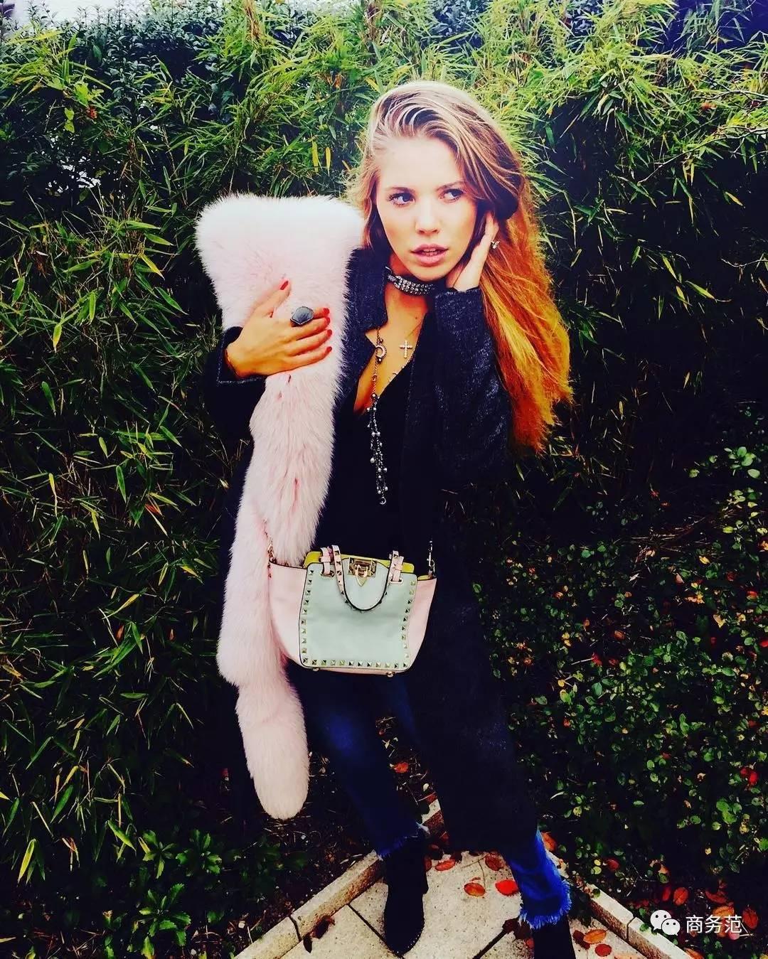 65万颗水晶打造的婚礼,施华洛世奇继承人款婚纱