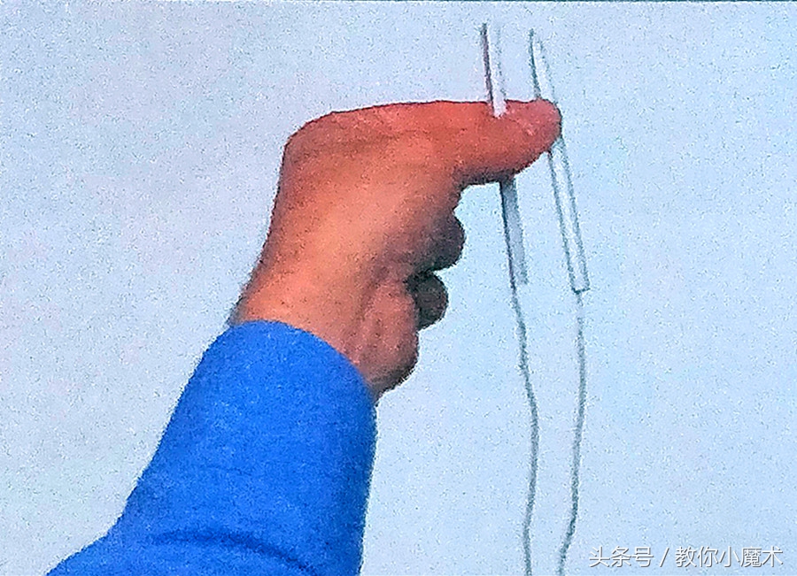 小魔术绳子剪断再还原,剪断的绳子如何复原魔术教程