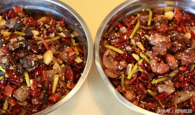 几个意思？去郑州南阳路吃海鲜,服务员你把菜倒桌上就跑？