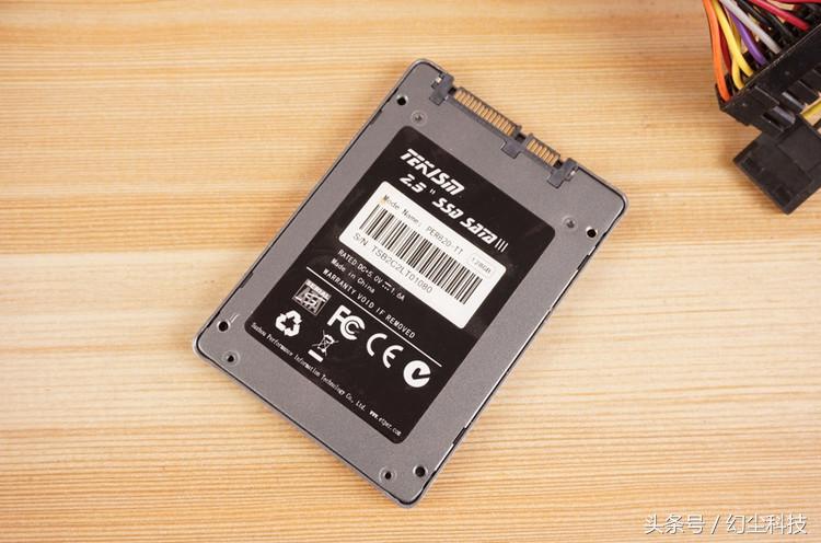 只比机械硬盘快一点？154块入手的特科芯128GSSD还是可以的