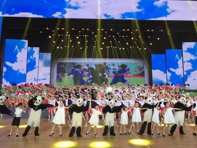 瓦屋山中铭杯篮球赛直播,国际友谊足球比赛录播