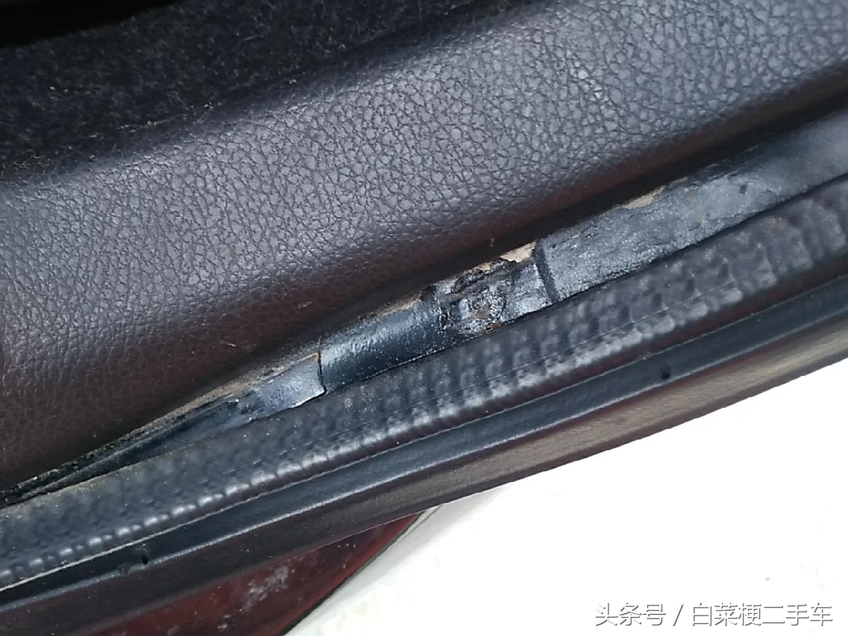 2017款天籁事故二手车多少钱,一万多块钱的天籁事故车