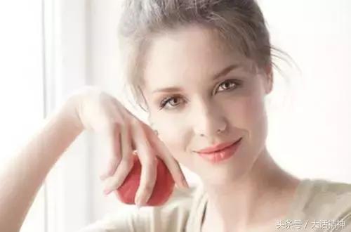 催乳素升高睾酮降落,阿普唑仑会导致催乳素升高吗