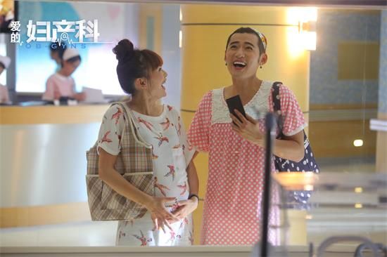 不说主持功力，就演技而言，你更看好湖南卫视那位女主持人？