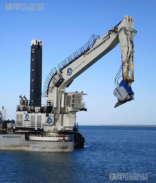 新来的菜鸟又把“挖掘机”开翻了！每周工程机械酷图（18）