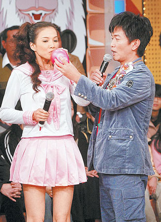 吸笑气（一氧化二氮）成瘾，站不起来，轮椅回国，不敢多吸！