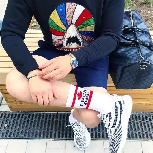 你以为00后还很年轻吗,你以为00后的样子