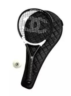 Prada卖185美刀的回形针被群嘲，那你让LV、爱马仕、superme怎么办？