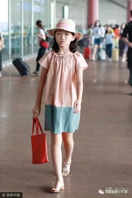 李嫣Style！王菲李亚鹏女儿变身超模05后都出来闯天涯了