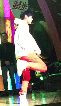 行走的荷尔蒙易烊千玺,易烊千玺荷尔蒙爆棚完整版