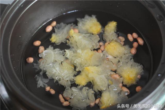 这个猪不吃的食材，却是补血佳品，每天一碗，吃出满脸的胶原蛋白