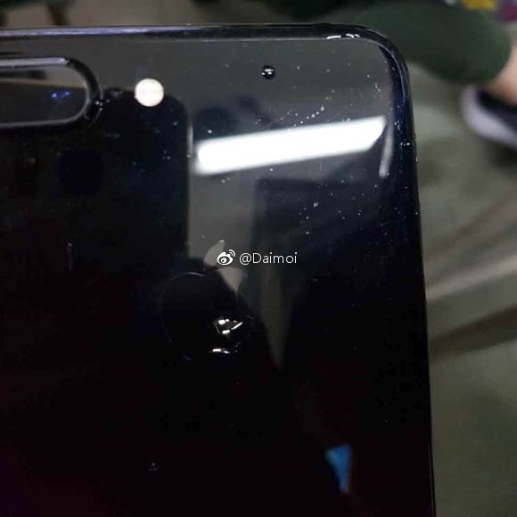 iphone7亮黑色后盖氧化,iphone7亮黑打磨