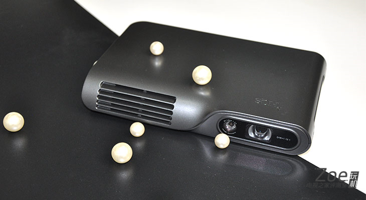 白墙触控投影,白墙秒变投影