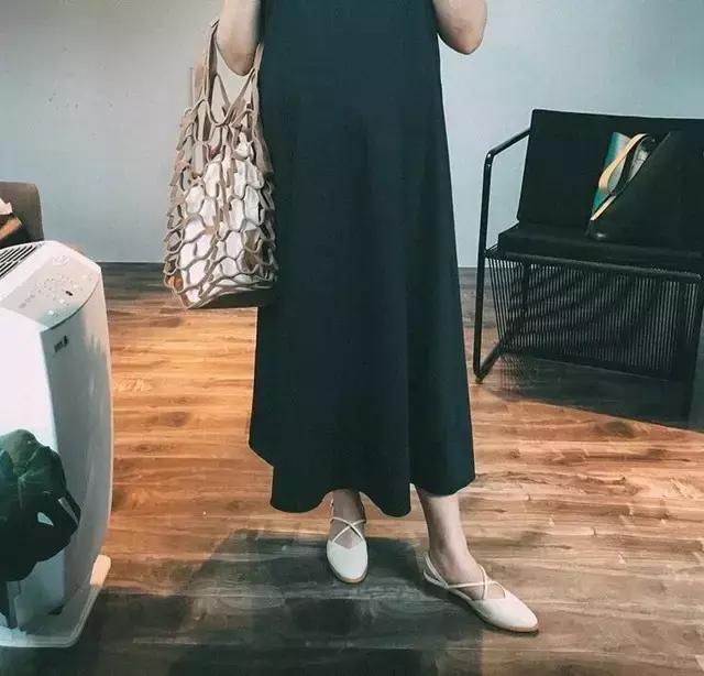 高能少年团杨紫奚梦瑶周冬雨出场,周冬雨奚梦瑶vogue对比