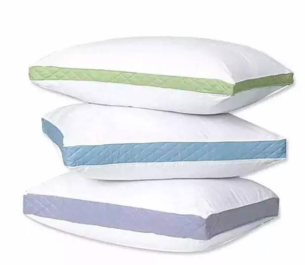 沙发塌陷用一物填充马上恢复如新，几个枕头就能做出舒适的榻榻米？