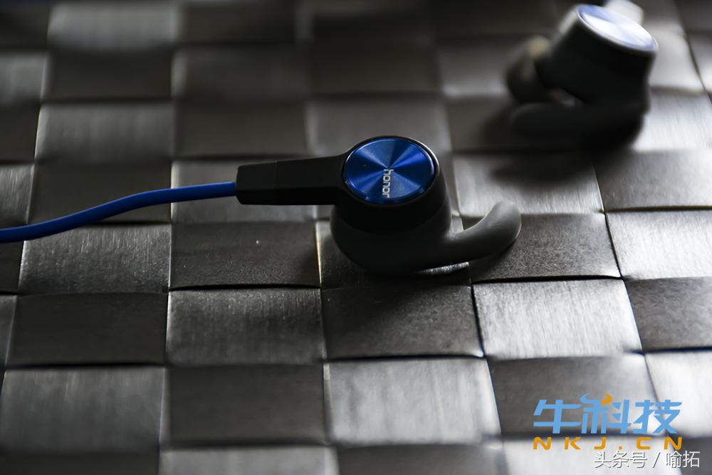 比airpods音效好的耳机,荣耀蓝牙耳机xsportpro有没有降噪