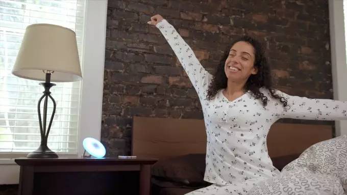 能让你随时随地脉动回来的，除了饮料，还有这款灯