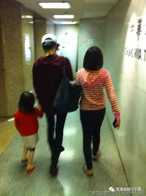 李嫣Style！王菲李亚鹏女儿变身超模05后都出来闯天涯了