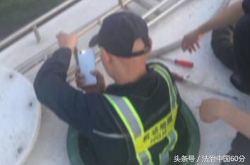 30万钻戒掉到马桶,30万的钻石戒指