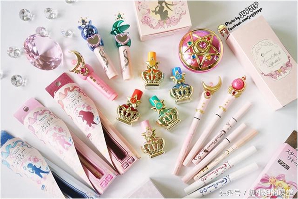 当朋友圈被咸鱼化妆刷刷屏，我想起了那些年我们刷脸用的魔法杖