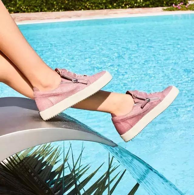 你以为00后还很年轻吗,你以为00后的样子