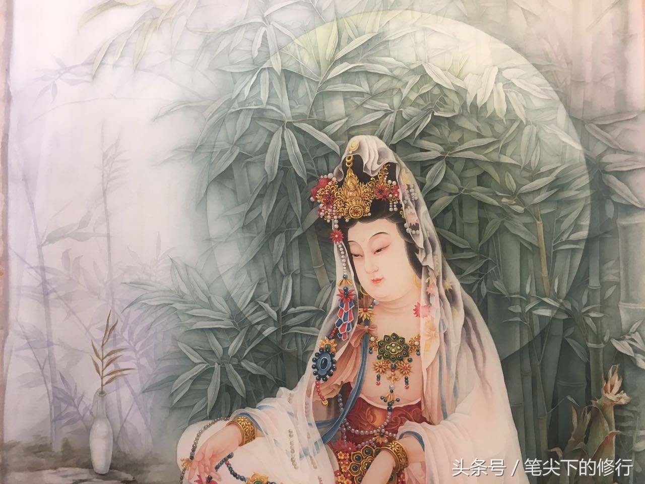 美到极致的菩萨｜听涛观瀑望水月，静思禅定得自在