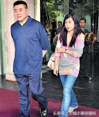 香港大佬靠女人发家,香港大佬儿媳妇