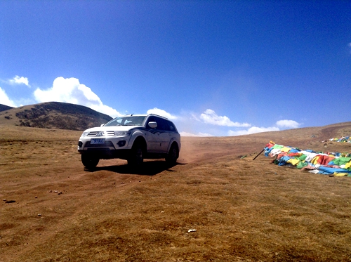 老司机揭秘：去川藏线租车到底什么车合适？