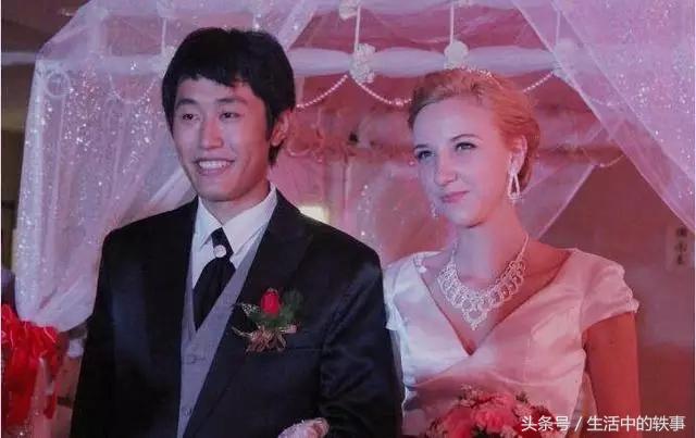 中国男人挡不住俄罗斯美女的魅力，娶到后大叫后悔